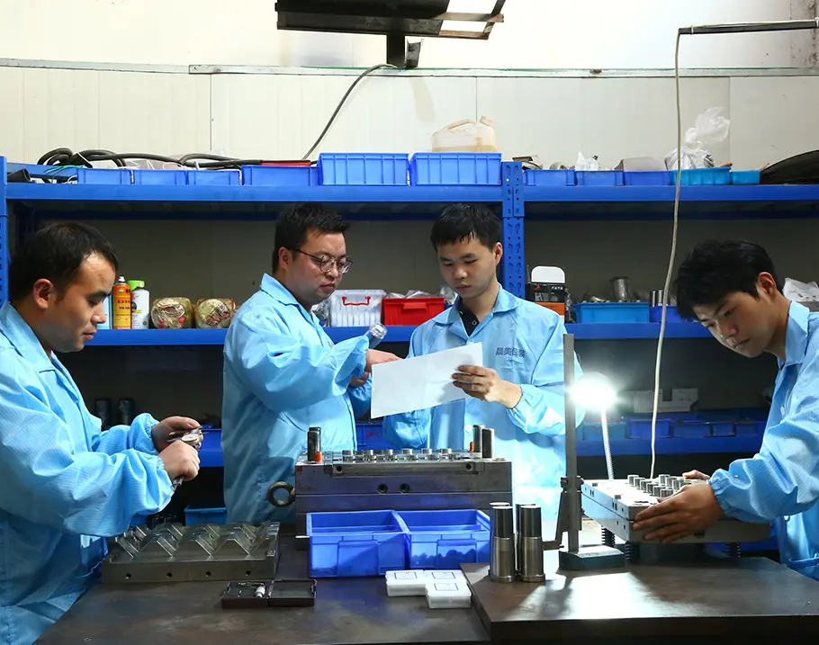 A equipe de engenharia realizou testes abrangentes de desempenho em garrafas plásticas
